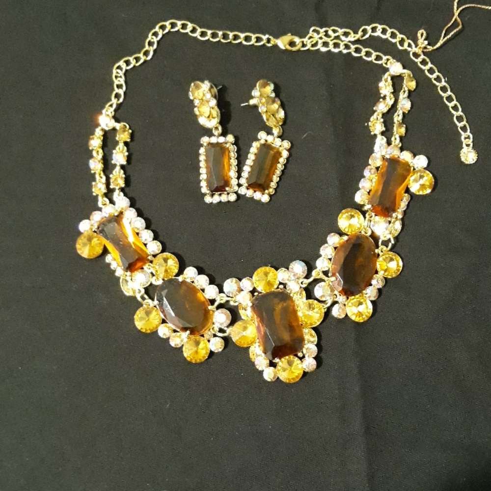 Amber Crystal Earrings and Necklace Set